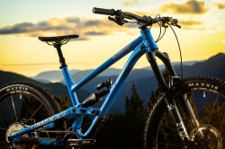 commencal clash fox