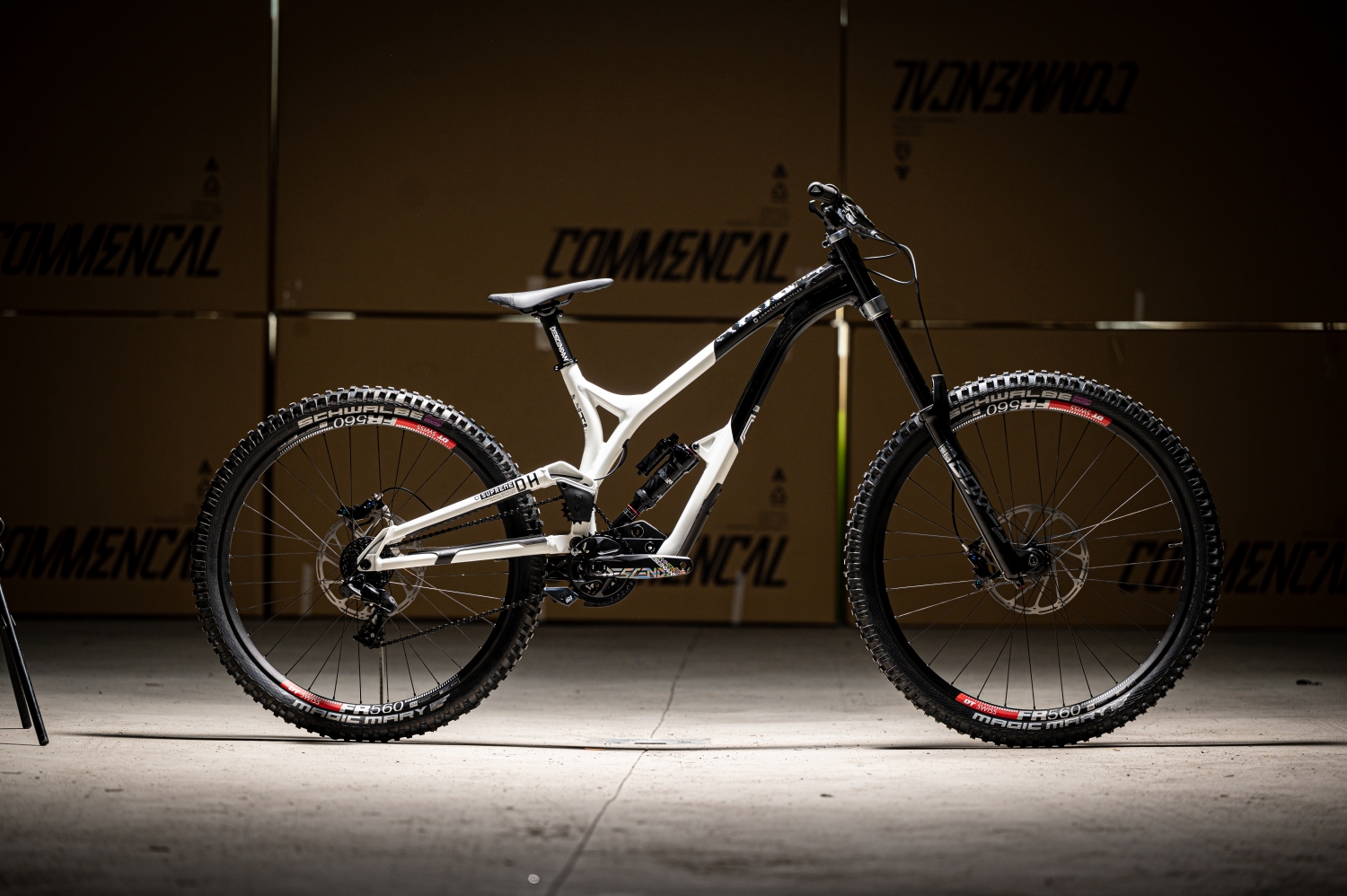COMMENCAL | COMMENCAL SUPREME DH 27/29 